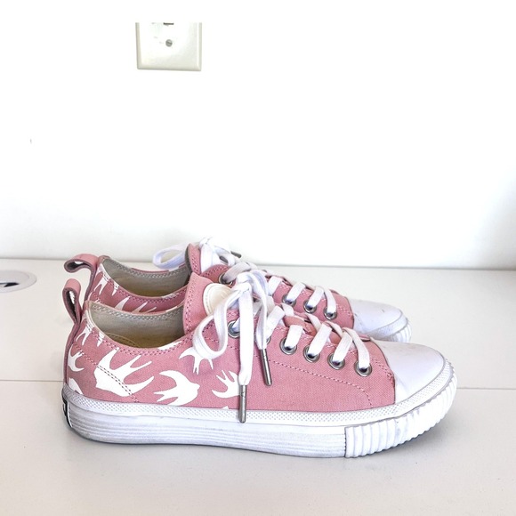 MCQ Alexander McQueen Swallow Womens Sneakers Size 38 US 8 Pink Low Top Canvas